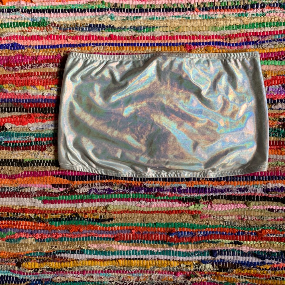 Metallic tube top